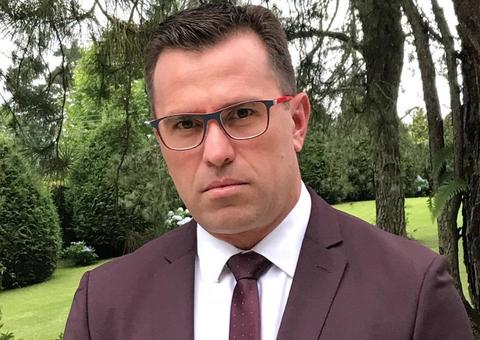 Rodrigo Bocardi posta foto rara com esposa em férias na Itália