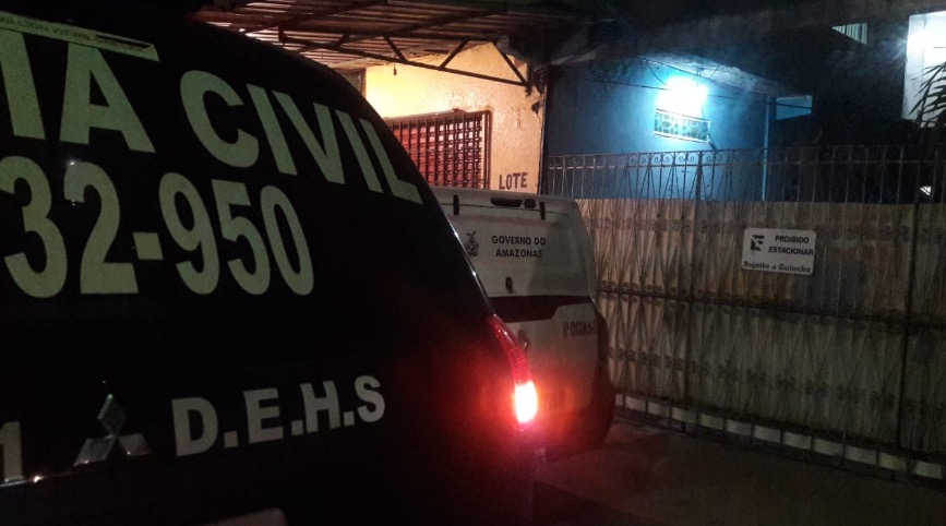 Homem tem casa invadida e é assassinado no próprio quarto em Manaus