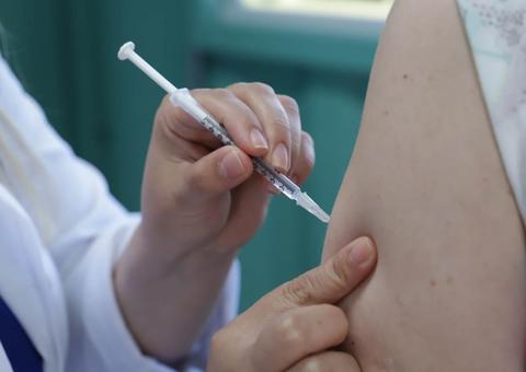 20 milhões de crianças não receberam vacinas essenciais, diz OMS