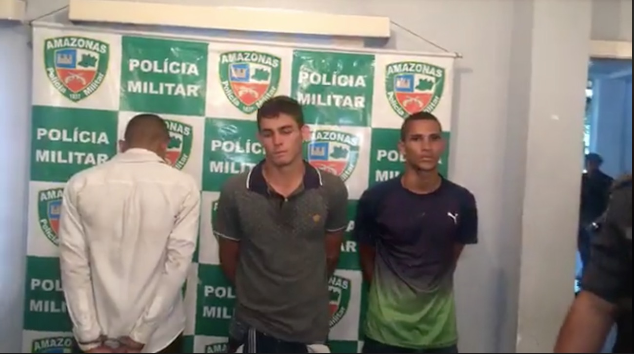 Trio é detido no momento em que supostamente se preparava para assaltar ônibus em Manaus 