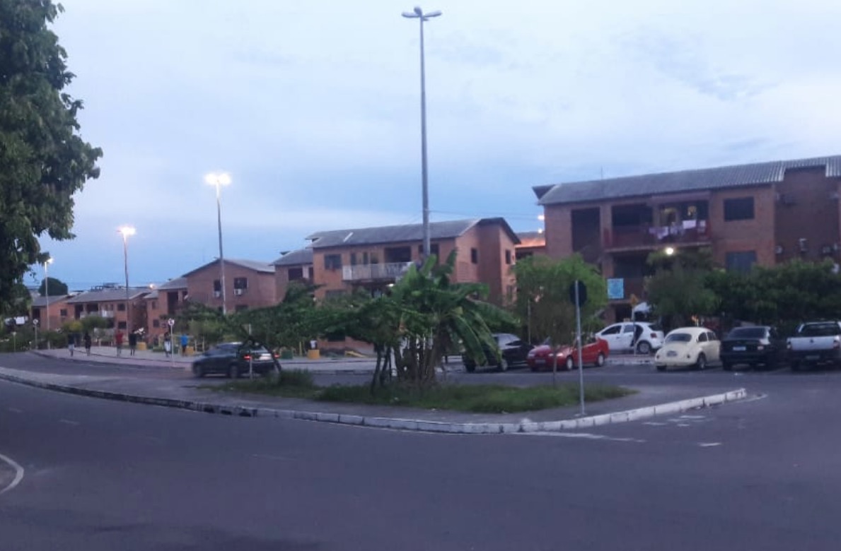 Dois homens são baleados durante tiroteio em Manaus