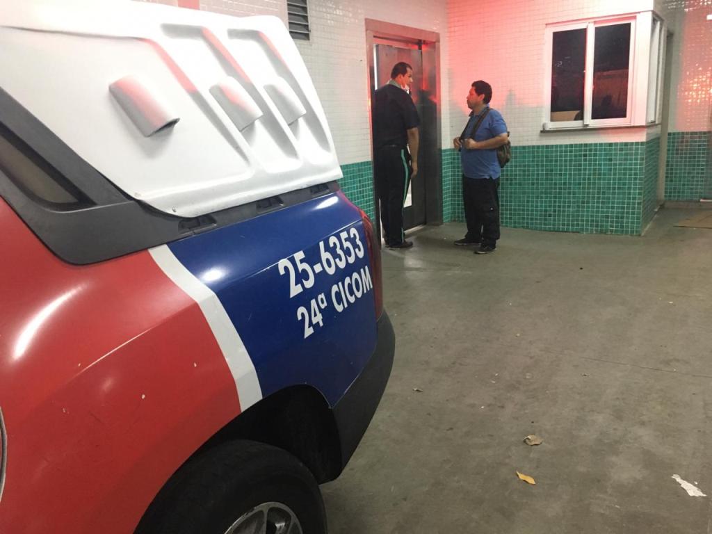 Perseguição policial termina com suspeito baleado nas nádegas em Manaus