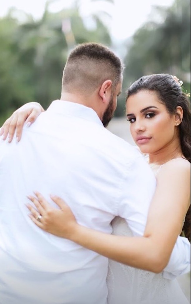 Ex-noivo de blogueira que se suicidou fala sobre tragédia: ‘estou acabado’