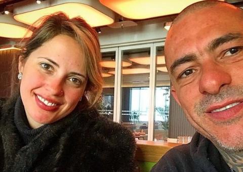 Chega ao fim casamento de Henrique Fogaça