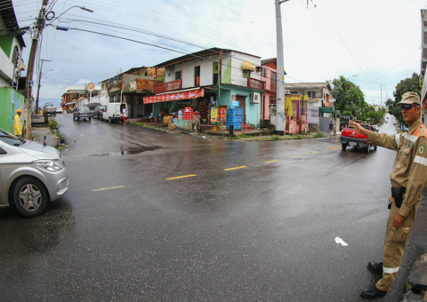 Obras na rede de esgoto alteram trânsito a partir desta quarta em Manaus