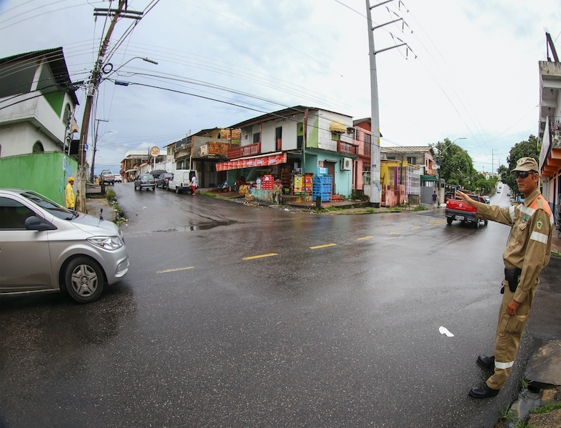 Obras na rede de esgoto alteram trânsito a partir desta quarta em Manaus
