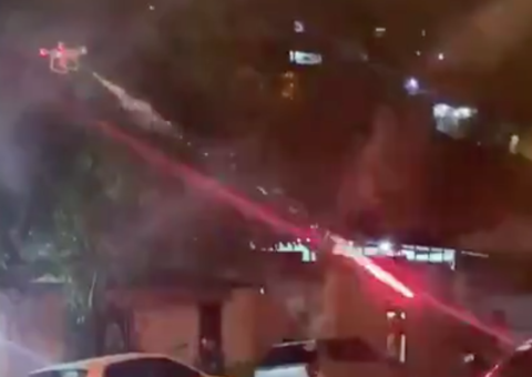 Homem usa drone com ‘bombas' para acabar com som alto em festa de vizinho 
