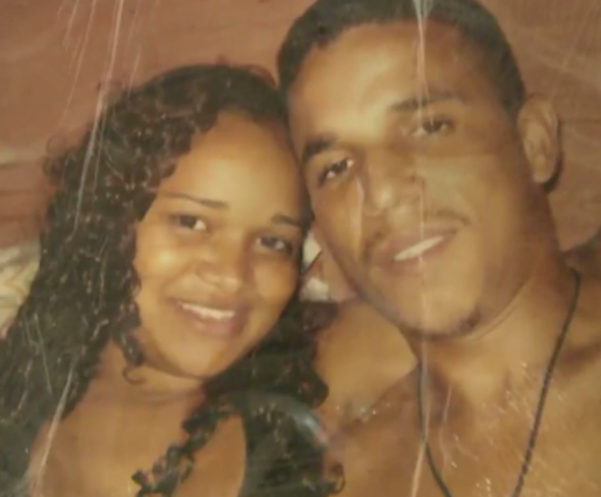 Homem flagra esposa na cama com o cunhado e o pior acontece 