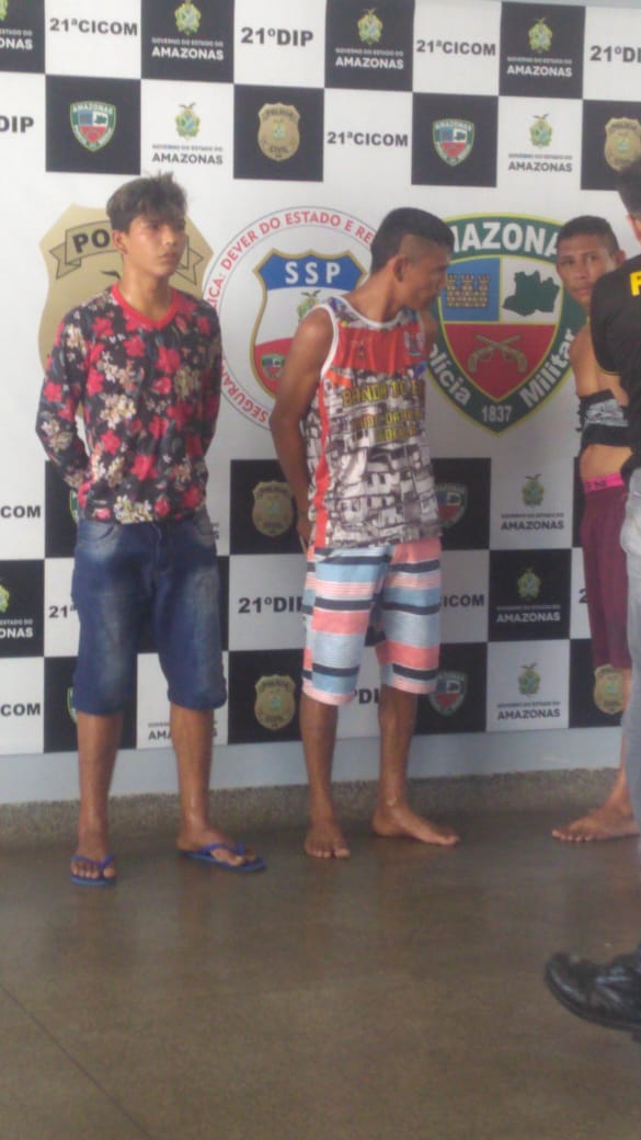 Trio é preso suspeito de assaltar ônibus da linha 102 em Manaus 