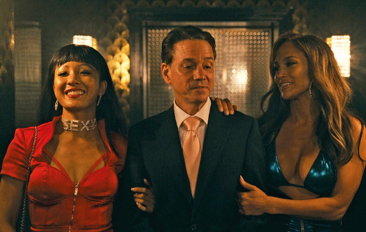 Jennifer Lopez lidera trupe de enganadoras no trailer de As Golpistas; confira