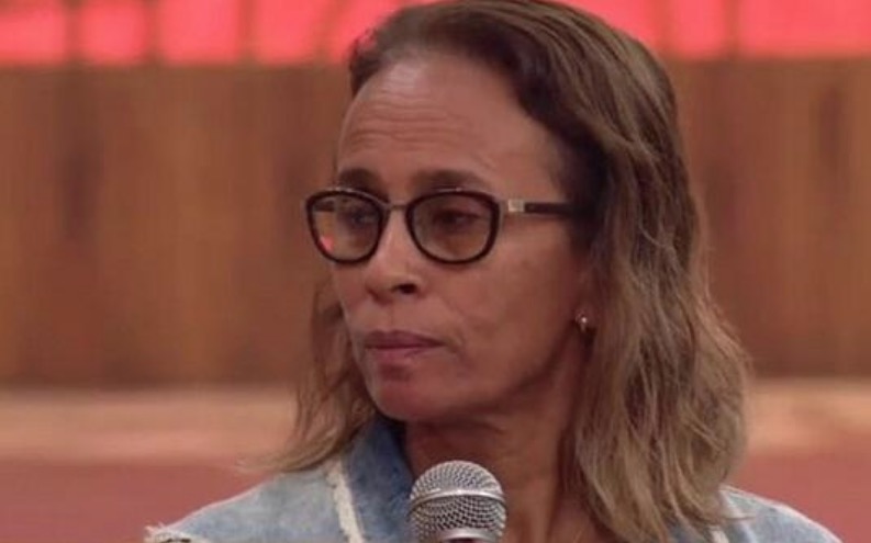 ‘Ela falou comigo que ia se matar, mas não acreditei’, diz mãe de blogueira morta