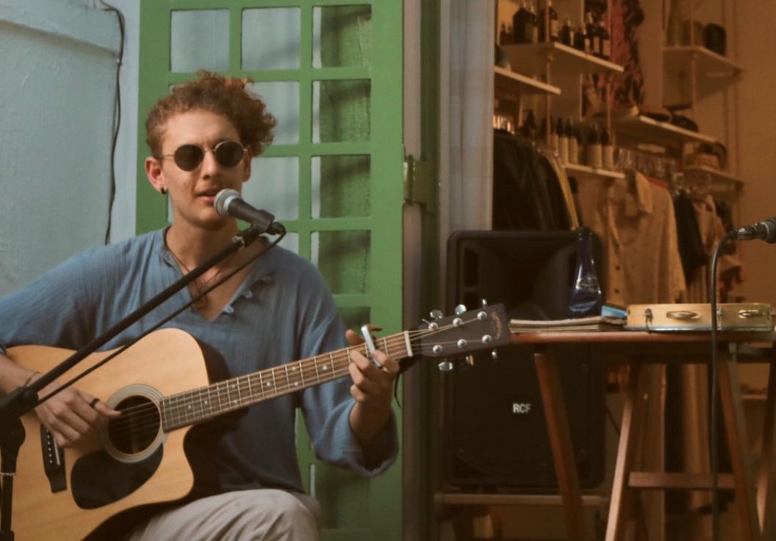 Vila Vagalume recebe Nando Montenegro nesta quinta-feira