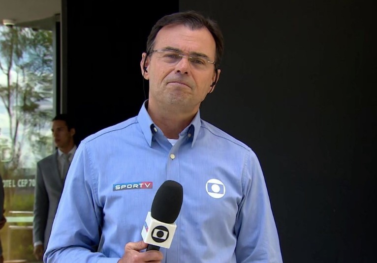 Repórter Tino Marcos pede afastamento da Globo