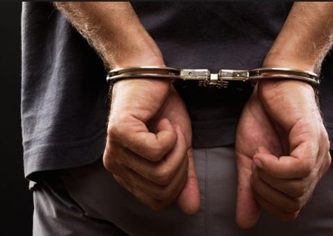 Professor de escolinha de futebol é preso suspeito de abuso sexual