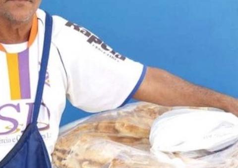 Vendedor de salgados é preso após fazer convite a meninas em frente à escola 