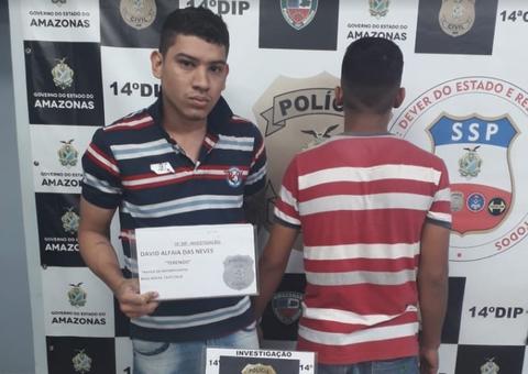 Jovem é preso e adolescente apreendido com drogas em Manaus