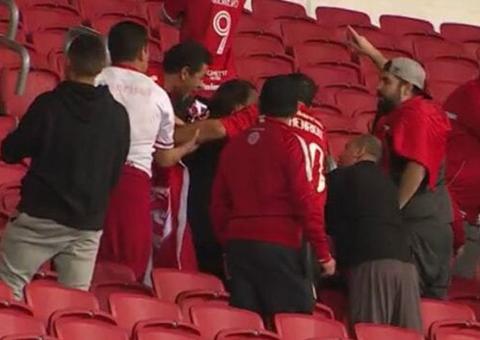 Vídeo de torcedores do Grêmio sendo agredidos após Gre-Nal revolta internautas 