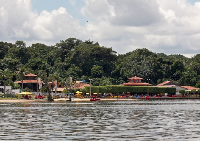 Menino de 5 anos é encontrado morto depois de desaparecer em praia