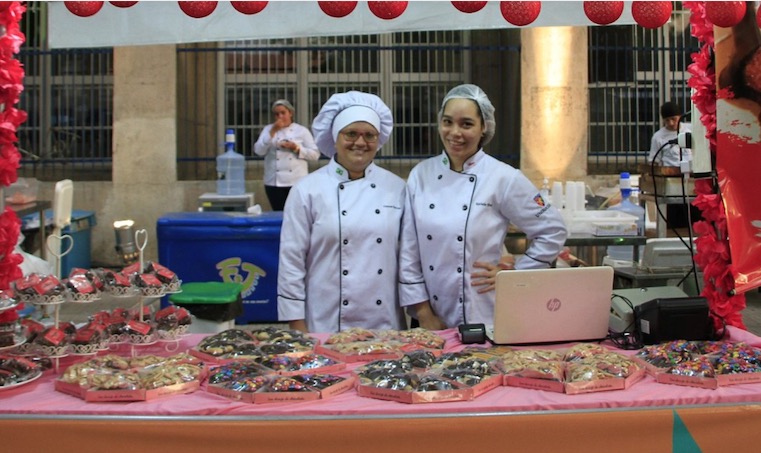 Prefeitura tira dúvidas sobre edital da feira gastronômica do Festival Passo a Paço 2019