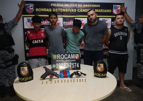 Grupo é preso com armas e drogas dentro de veículo em Manaus 