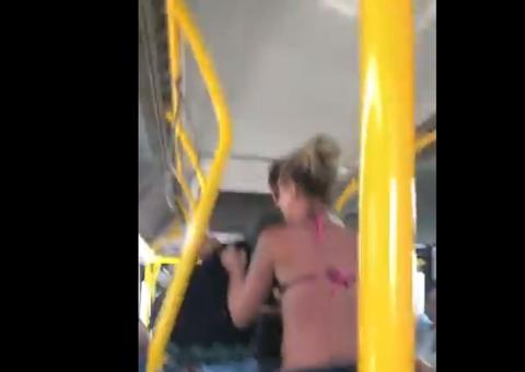 Mulher agride brasileira que falava português em ônibus no Canadá