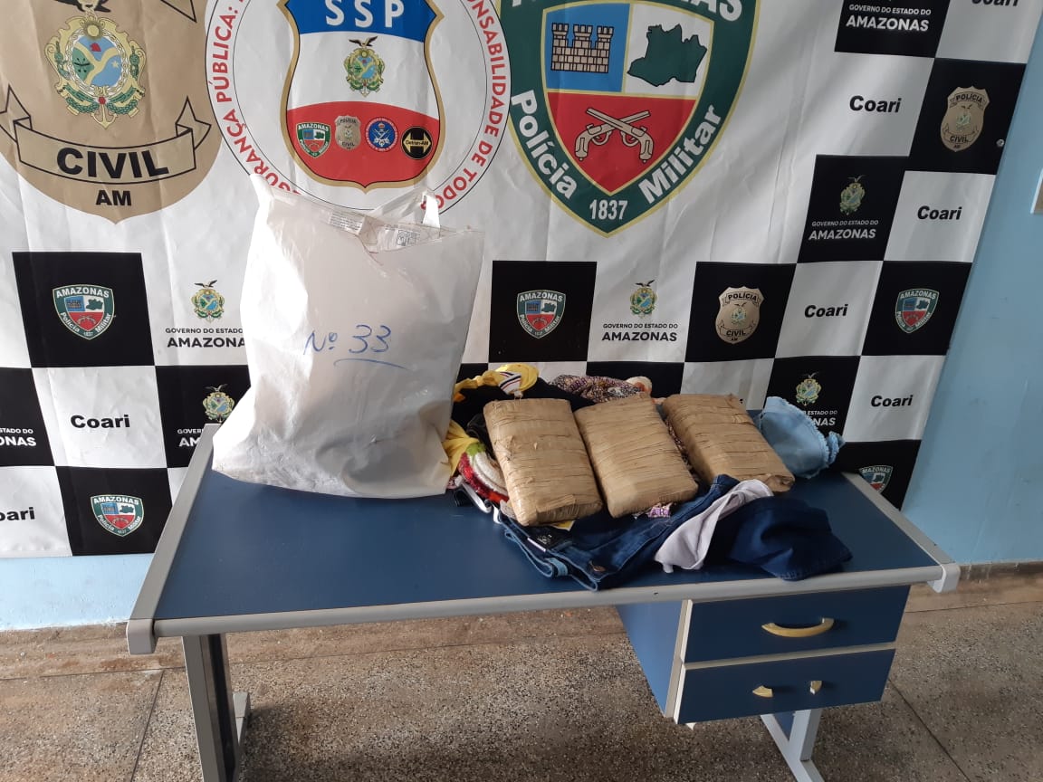 Polícia apreende drogas em embarcação no Amazonas 