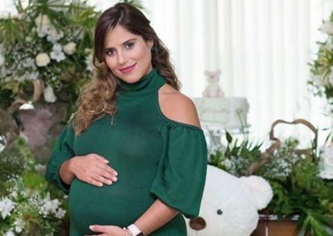 Filha de Zezé, Camilla Camargo dá a luz ao primeiro filho