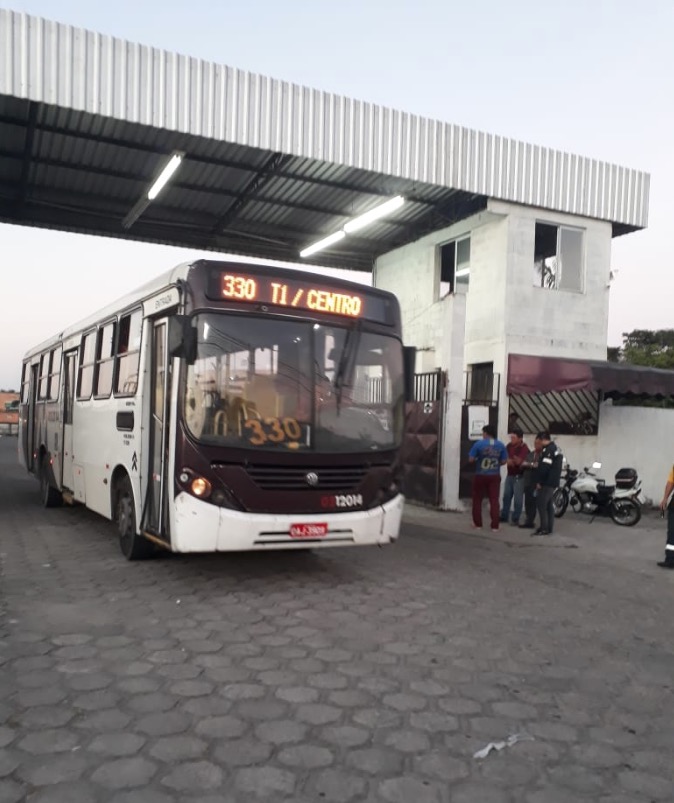 Mais de 30 multas são aplicadas durante fiscalização em empresas de ônibus em Manaus