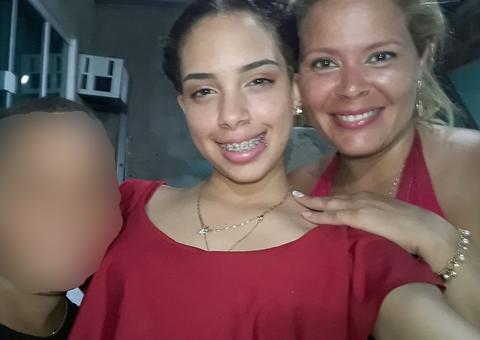 Família é baleada dentro de casa; mãe e filha morrem