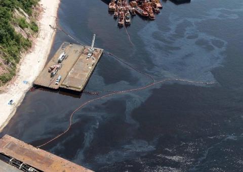 MPF apura prejuízos a pescadores após vazamento de combustível em igarapé no Amazonas 
