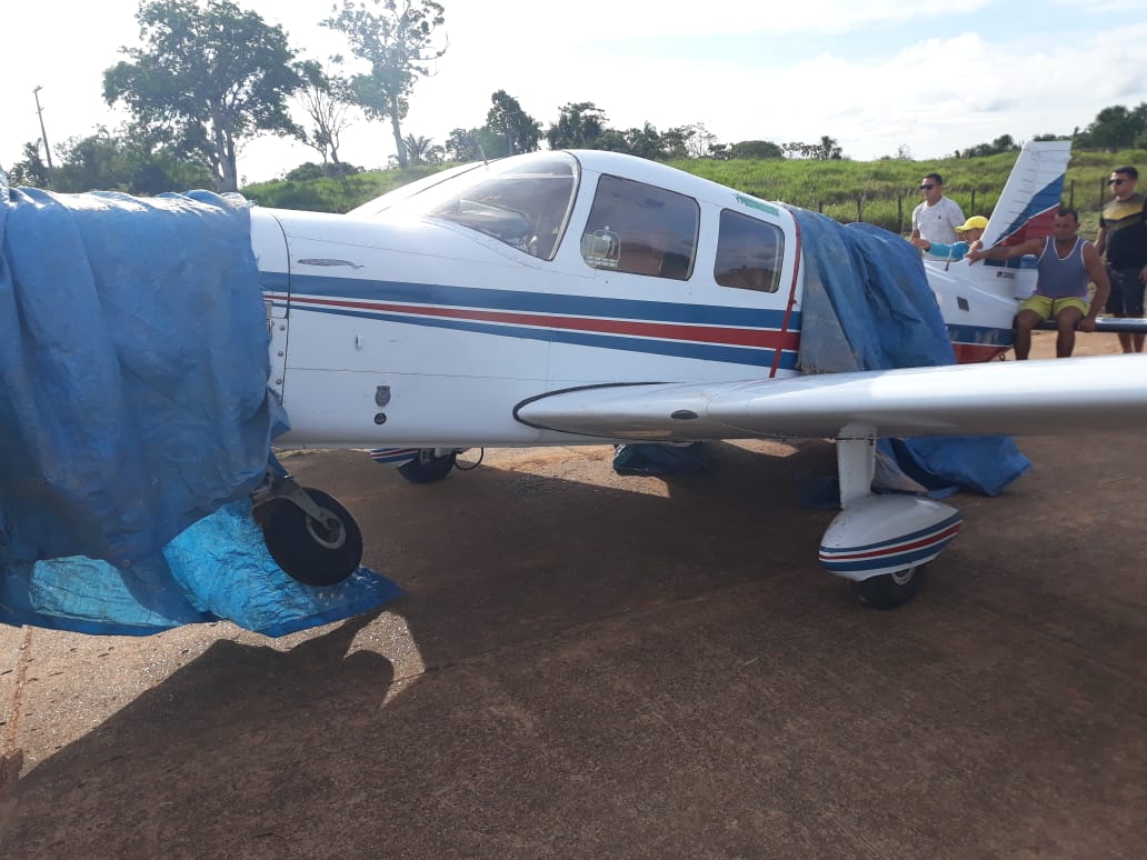 Morre adolescente que teve braço e perna arrancados após ser atropelado por avião no Amazonas