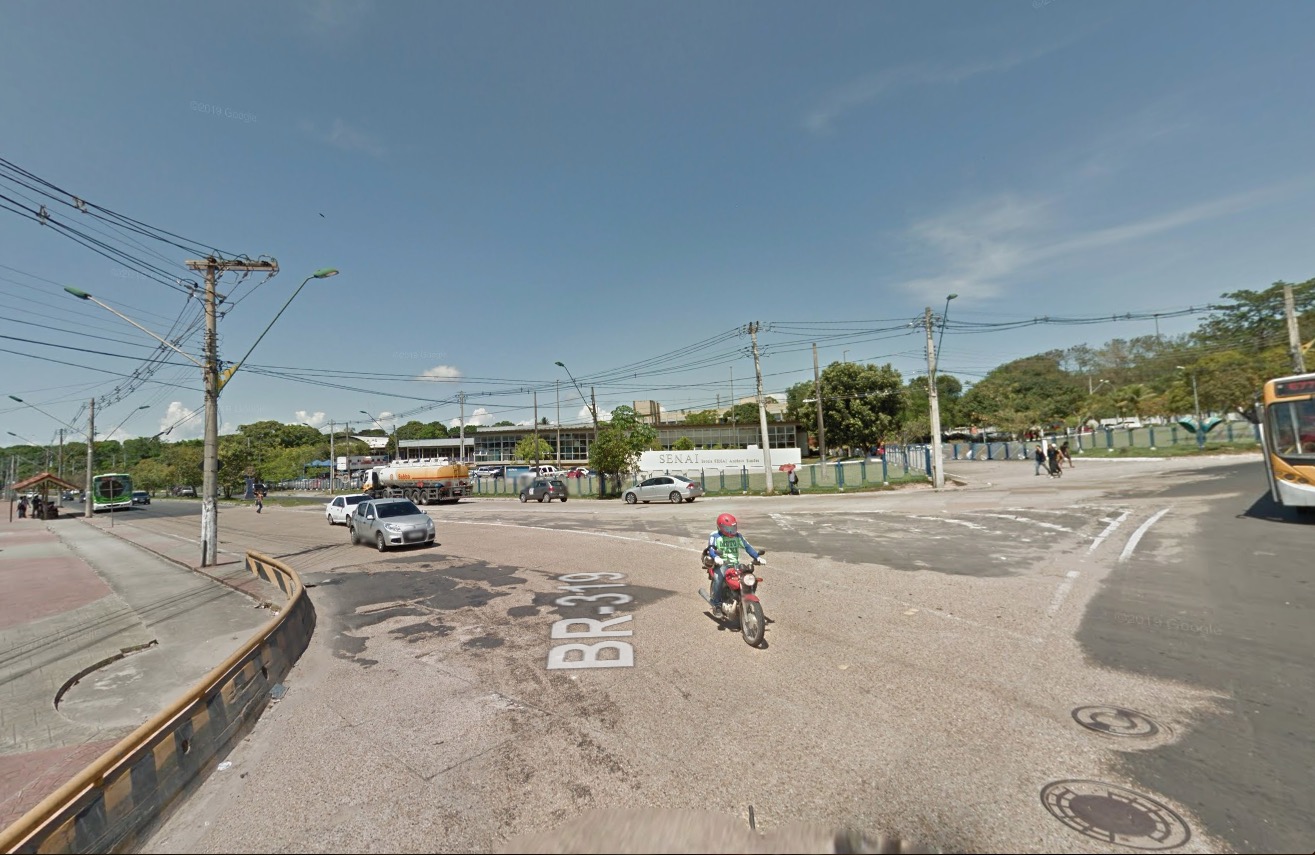 Movimentos Sociais fecham Bola da Suframa em protesto contra Bolsonaro