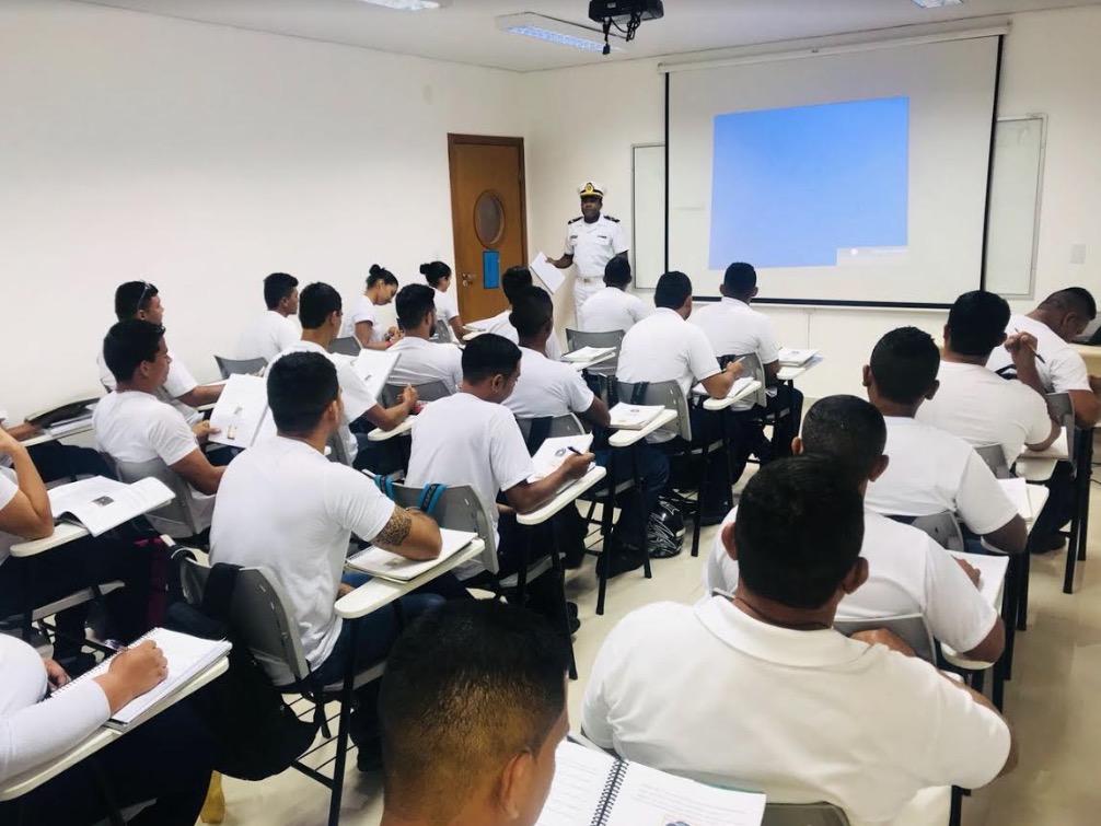 Marinha realiza inscrições para curso especial de acesso a capitão fluvial em Manaus 