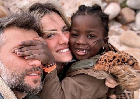 Giovanna Ewbank e Bruno Gagliasso adotam menino de 4 anos