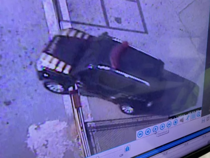 Grupo invade aeroporto em carros clonados da PF e rouba R$ 113 milhões em ouro