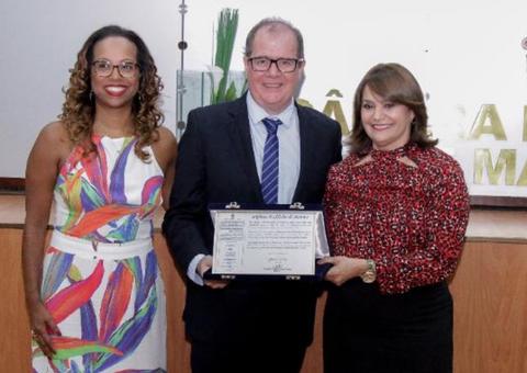 Pesquisador recebe homenagem da Câmara Municipal de Manaus