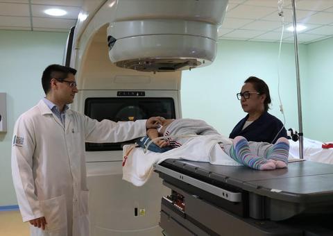 Tecnologia reduz impactos de tratamento contra câncer de cabeça e pescoço no Amazonas