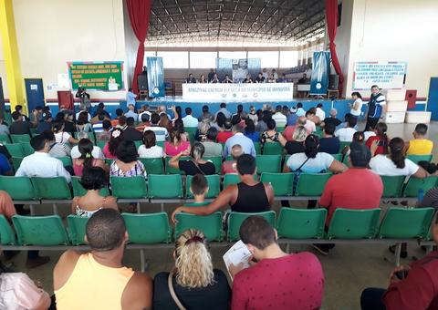 Procon distribui fichas para população reclamar indenização da Amazonas Energia