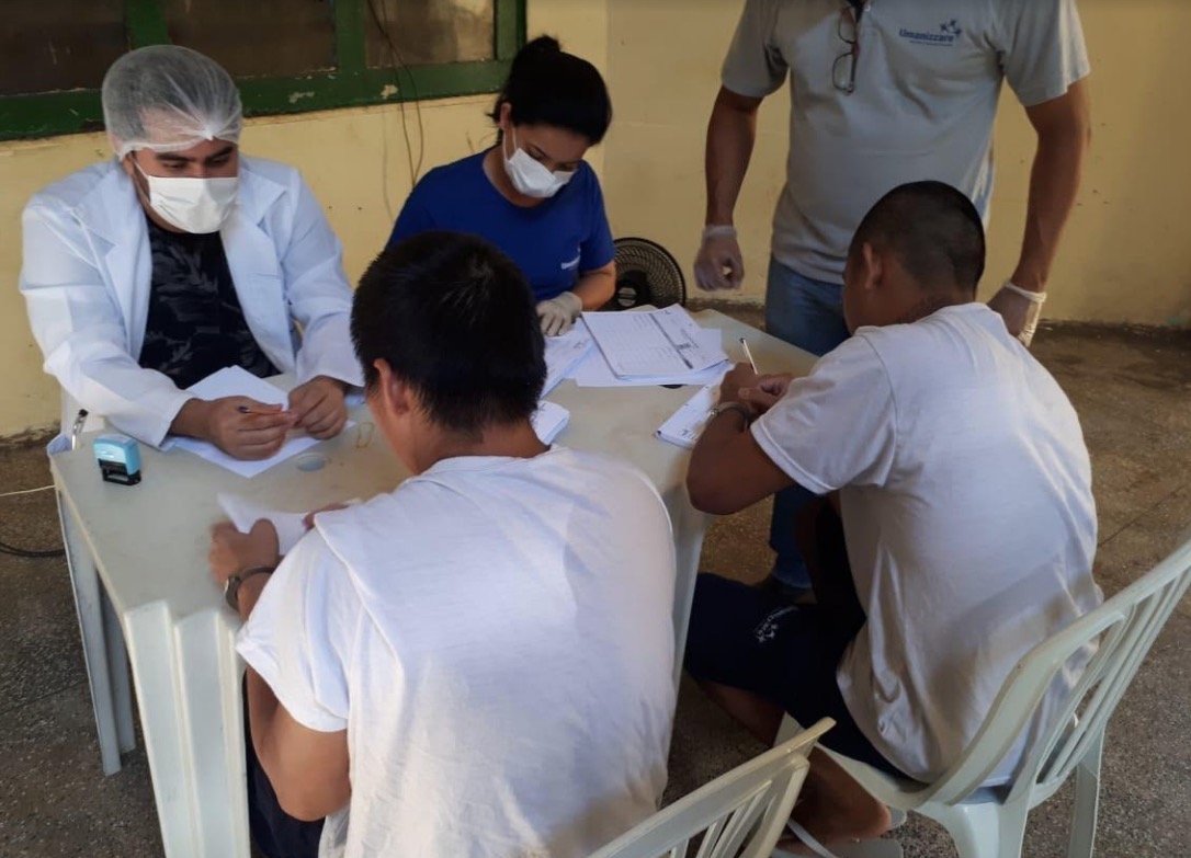Presos são atendidos durante mutirão de saúde em Manaus