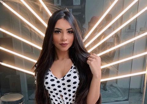 Funkeira Tainá Costa faz show em Manaus pela primeira vez