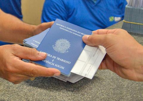 Confira as mais de 500 vagas de emprego disponíveis na segunda-feira em Manaus