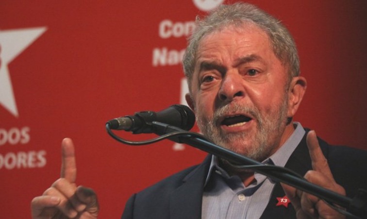 MP manda prefeito retirar nome de Lula de bairro no Amazonas 