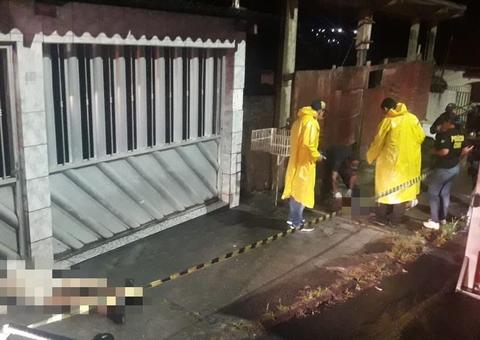 Amigos são mortos a tiros após saírem de posto de combustível em Manaus 