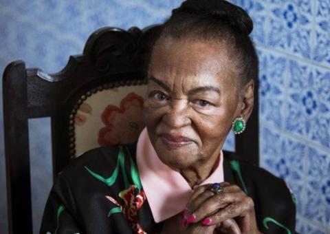 Atriz Ruth de Souza morre aos 98 anos