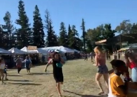 Atirador invade festival de comida, mata um e deixa feridos na Califórnia 