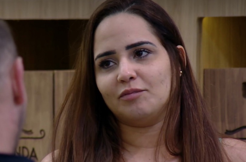 Perlla culpa ‘A Fazenda’ por depressão e fim do casamento