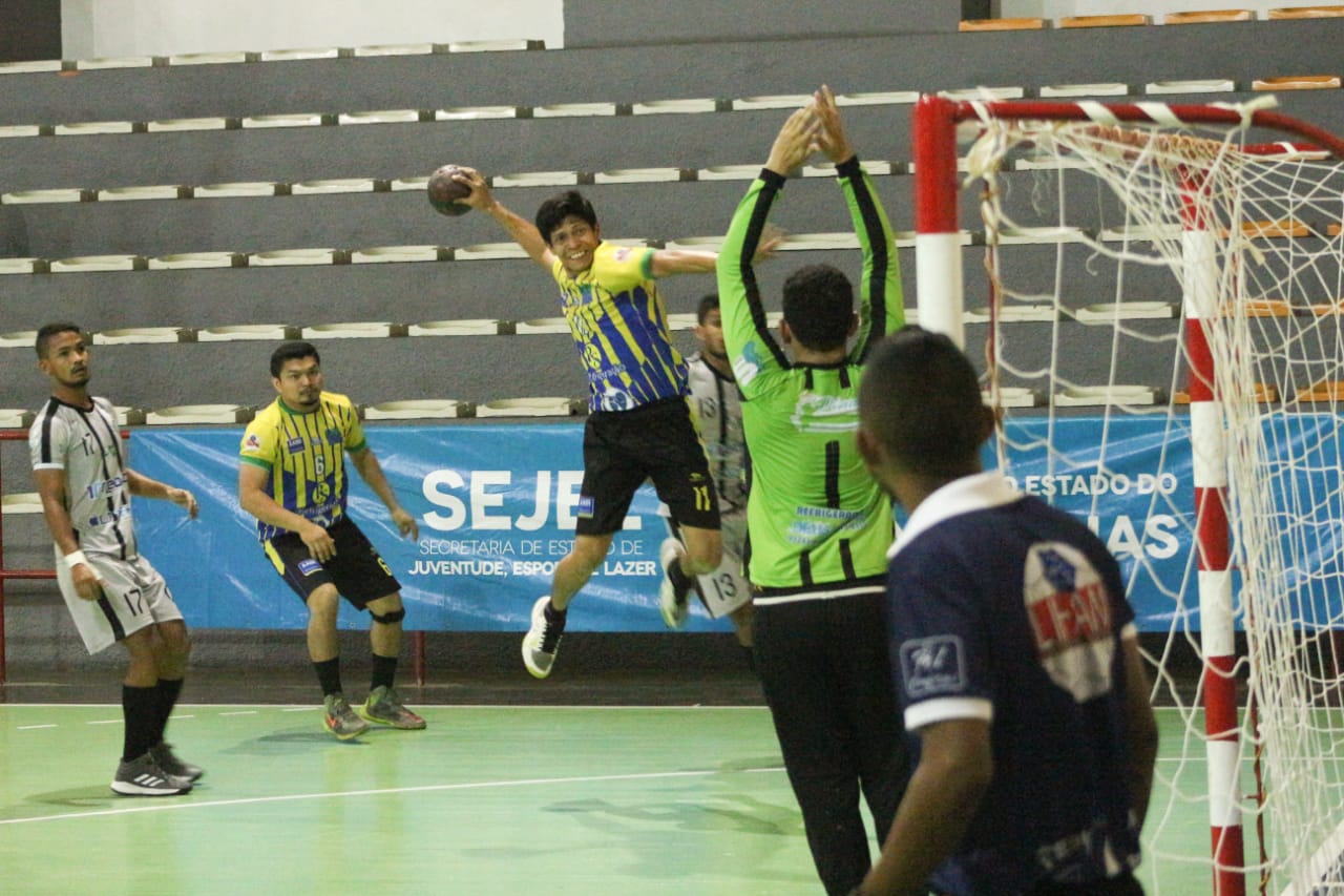 Rio Negro vence AABB no 'apagar das luzes' e lidera Série Prata de Handebol masculino