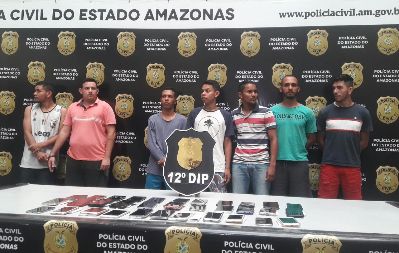 Grupo suspeito de roubar celulares e mercadinhos é preso em Manaus 