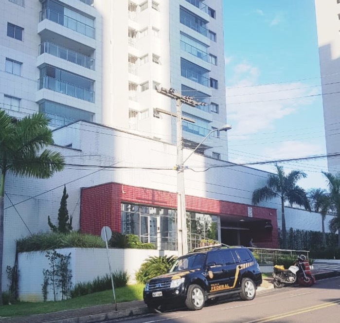 PF faz buscas em casas de empresários em Manaus