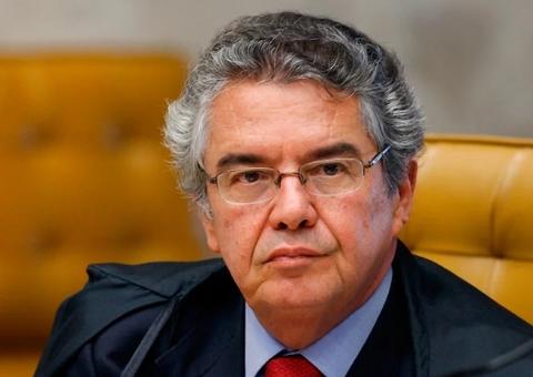 Ministro do STF sugere que presidente Bolsonaro use mordaça